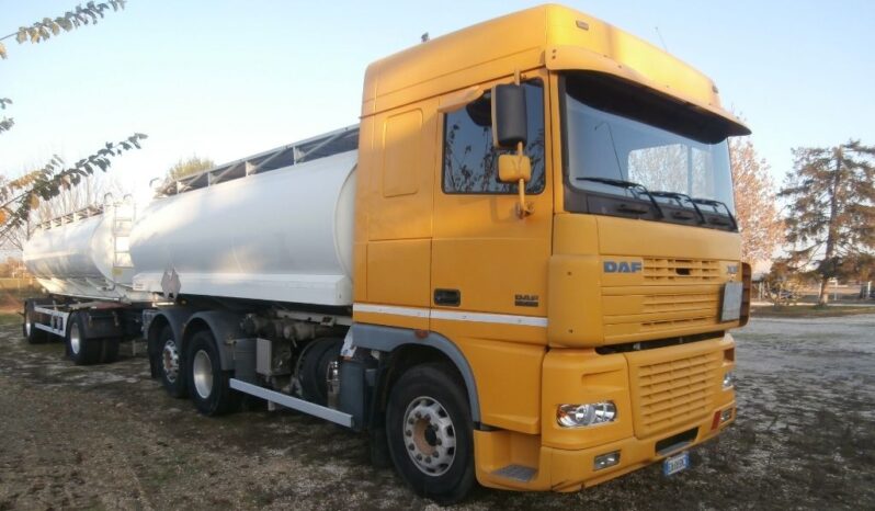 Camion DAF XF 430 cisterna usato completo